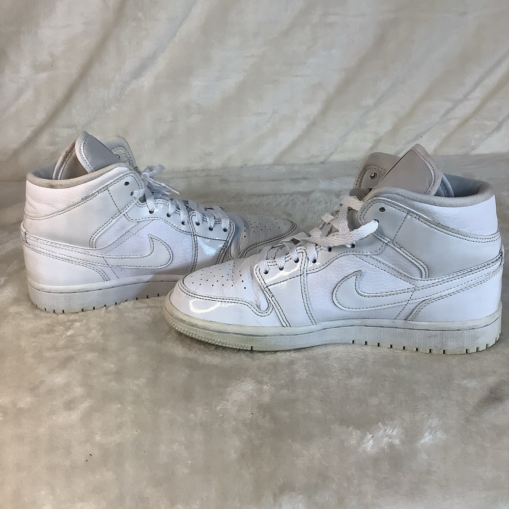 Nike Air Jordan 1 Patent Mid Shoe Triple White Women Size 7